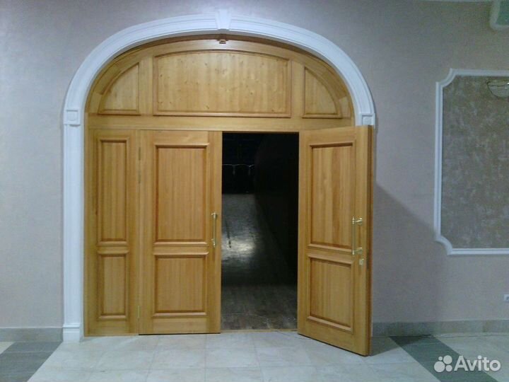 Двери из массива