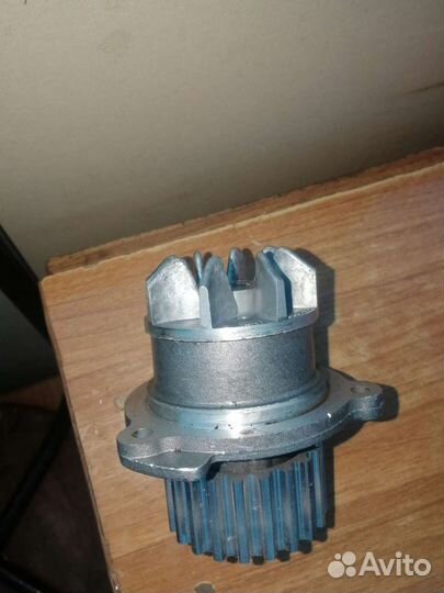 Водяной насос, помпа