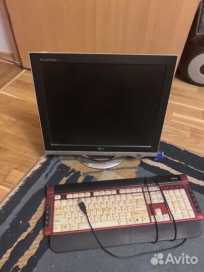 Монитор LG flatron L1720B