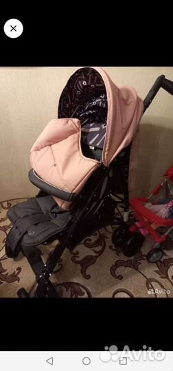 Прогулочная коляска