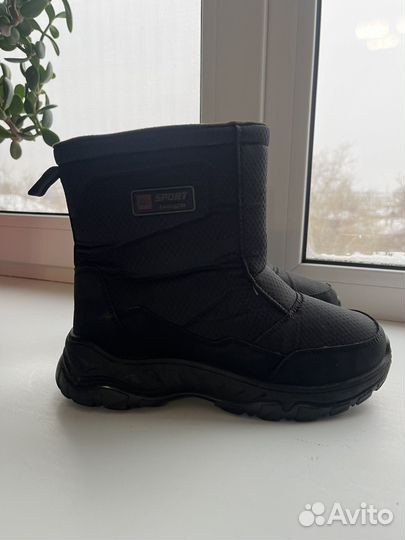 Ботинки женские 37,5