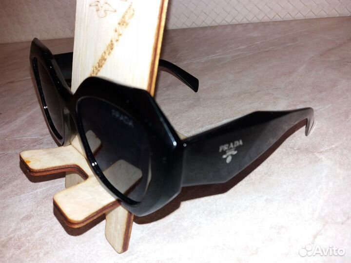 Солнцезащитные очки женские