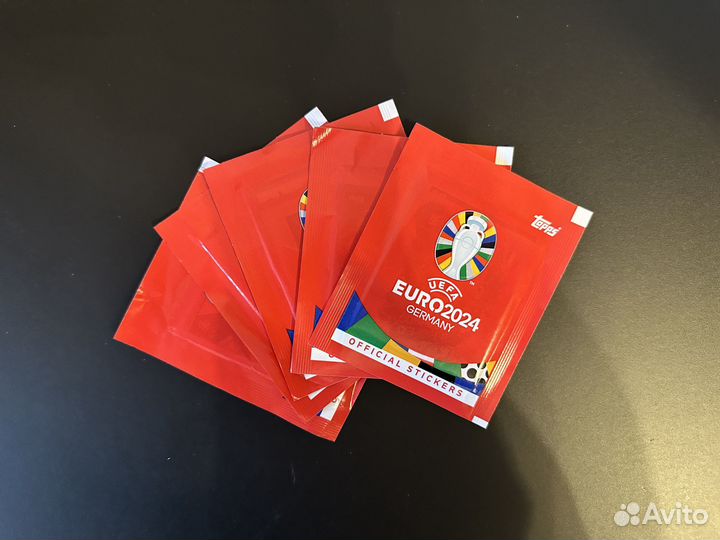 Стикеры Topps Uefa Euro 2024 Швейцарская версия