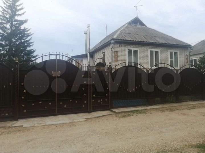 Дом 136 м² на участке 7 сот.