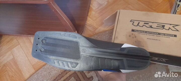Продам лыжи