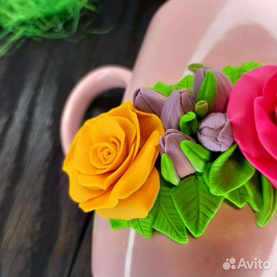 Цветы лучший подарок у вас на столе