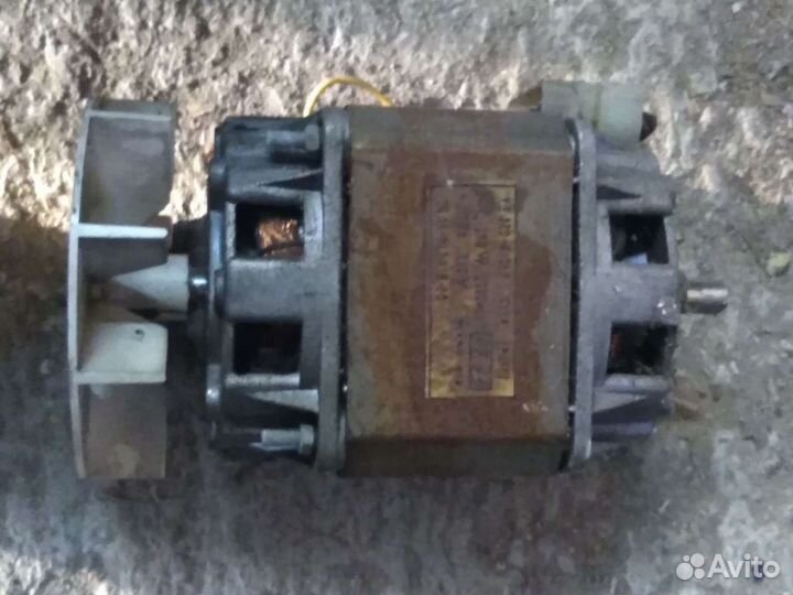Электродвигатель 220в
