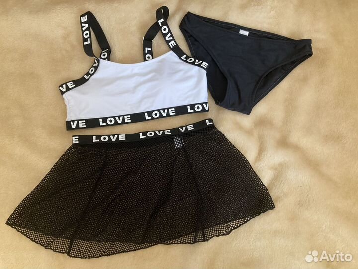 Купальник для девочки 146 р