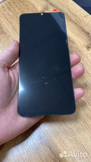 Дисплей на Vivo iqoo U3