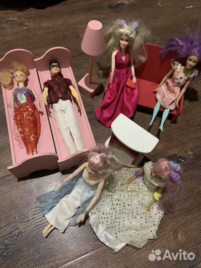 Барби с мебелью