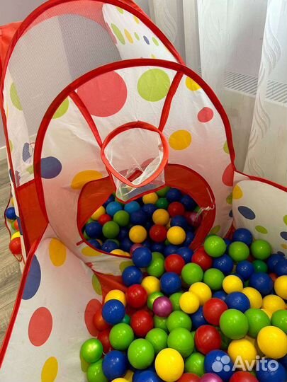 Детская палатка, сухой бассейн. 700 шариков