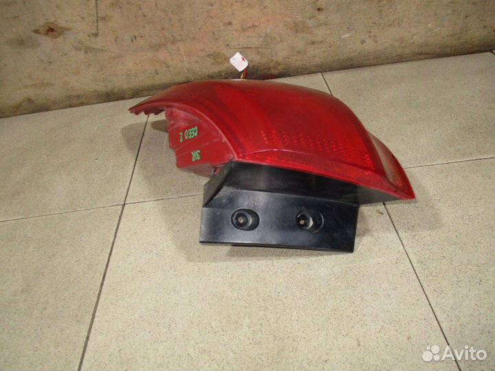 Фонарь задний наружный правый Kia Ceed 2 (JD)