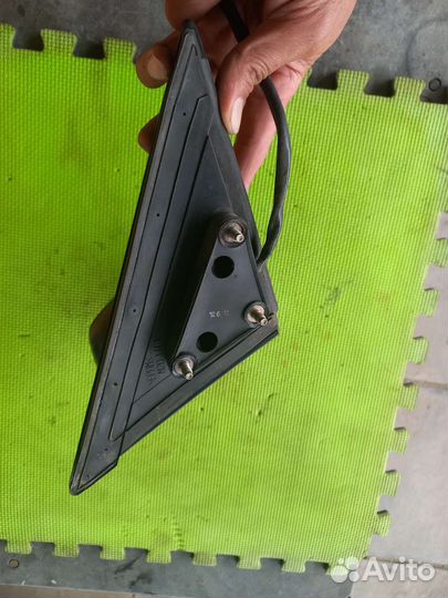 Зеркало переднее левое 