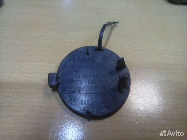 Заглушка буксировочного крюка Audi A4 B8 11-15