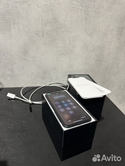 iPhone 11 Pro, 256 ГБ
