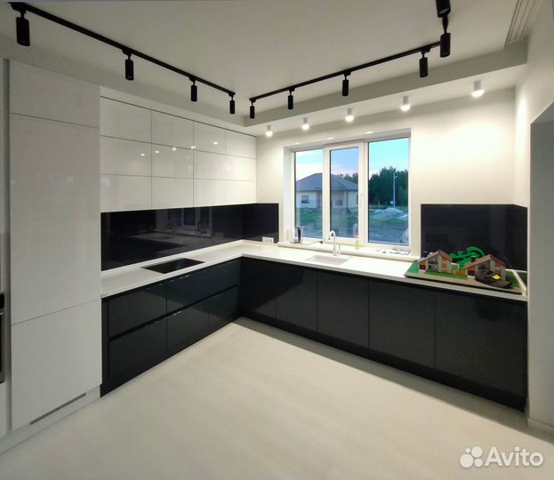 Кухня угловая на заказ