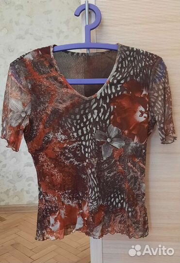 Блузка футболка 44