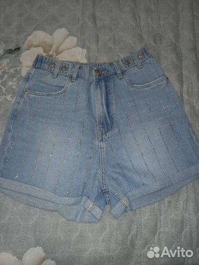 Джинсовые шорты