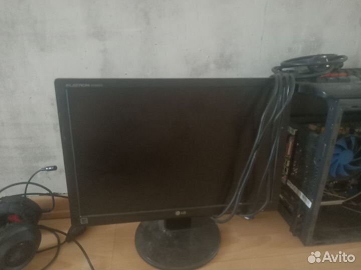 Монитор для компьютера 19 дюймов