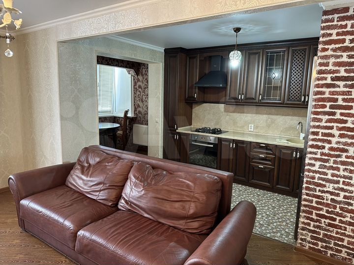 3-к. квартира, 75 м², 8/9 эт.