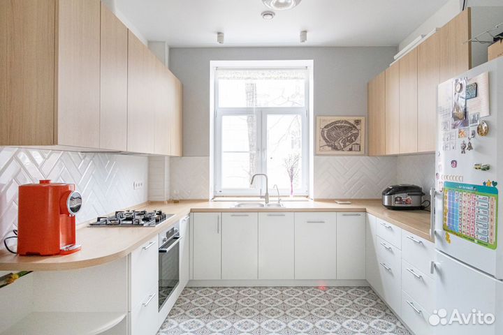 Кухня (цена за всю кухню) CN:018559