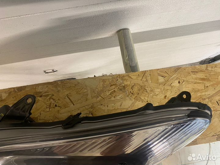 Фара левая Lexus ES300 8107033460 MCV30 галоген ме