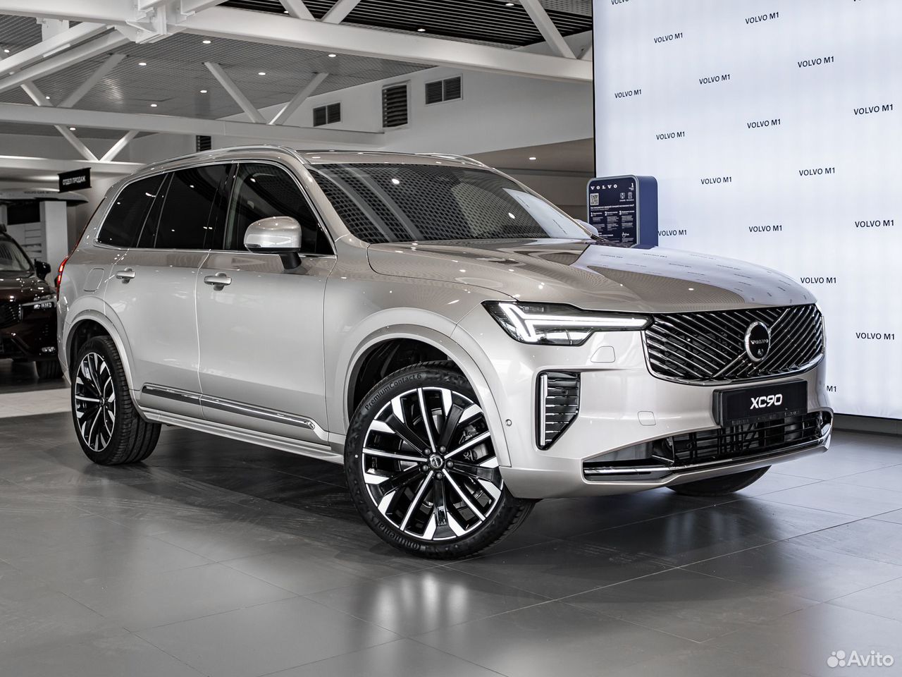 Volvo XC90 2.0 AT, 2026