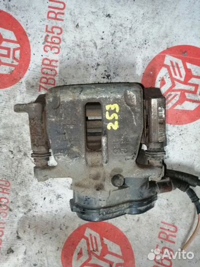 Суппорт задний правый Audi A4 B8 CDN 2009