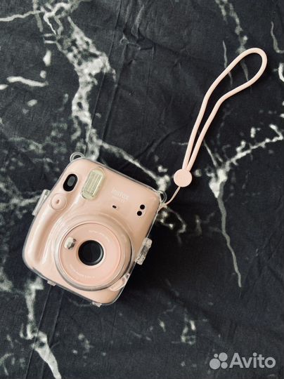 Фотоаппарат мгновенной печати Instax mini 11