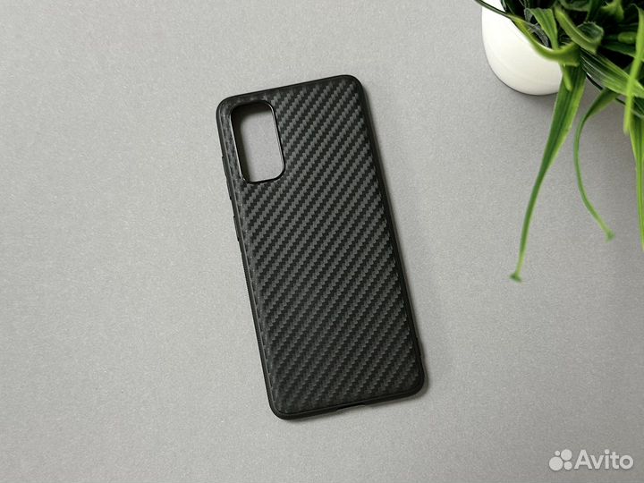 Чехол на Samsung Galaxy S20 под Карбон