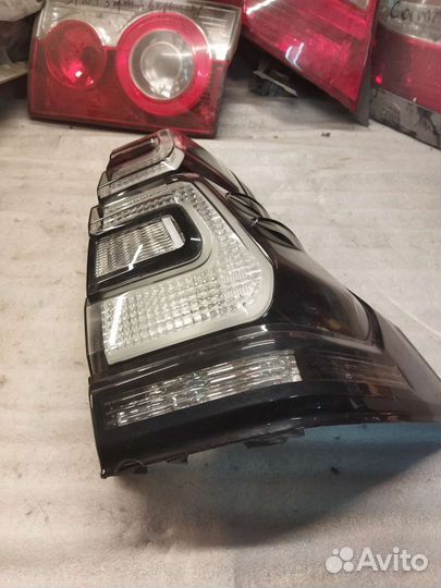 Фонарь правый Prado 150 Black Onyx