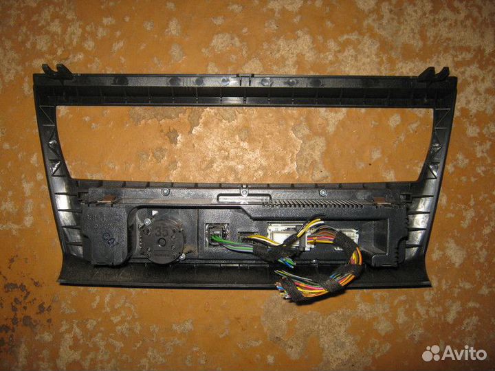 Блок управления климатом BMW X3 E83