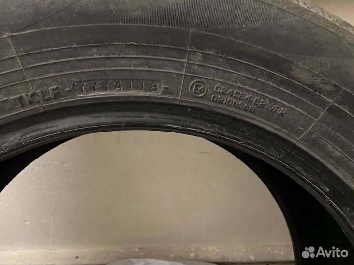 Yokohama BluEarth A34 215/65 R17