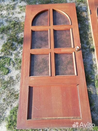 Дверь дерево