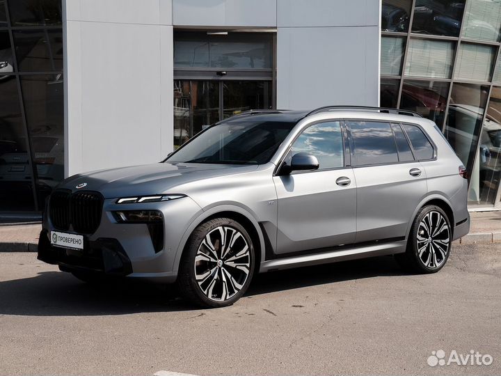 BMW X7 3.0 AT, 2022, 4 800 км