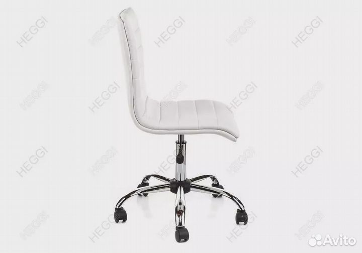 Компьютерное кресло Midl белый в наличии
