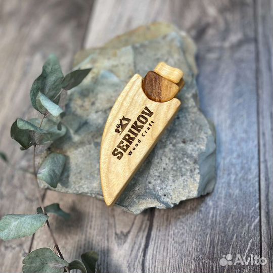 Зажим для наждачной бумаги 