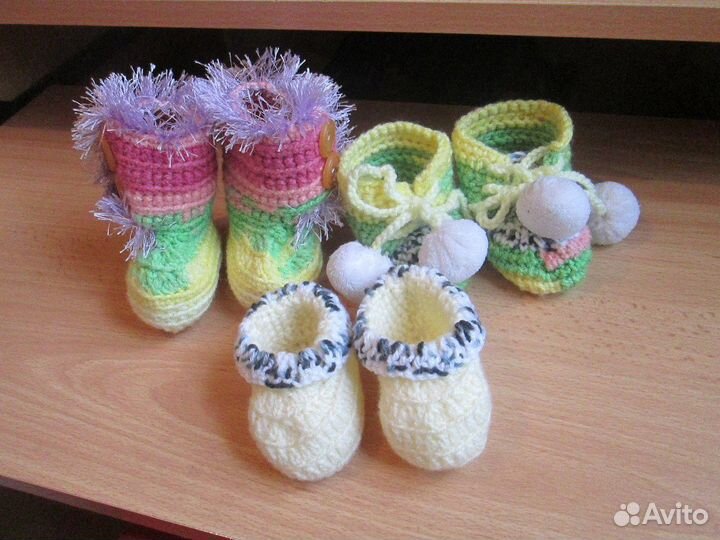 Варежки, носочки, цветочки, кофточки вязаные