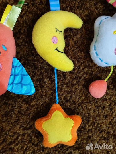 Подвеска-растяжка на кроватку 