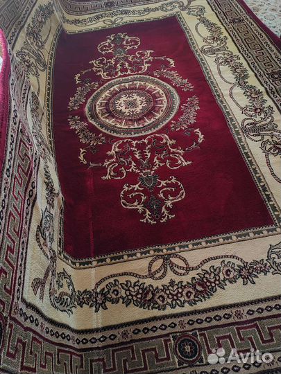 Ковер шерстяной новый