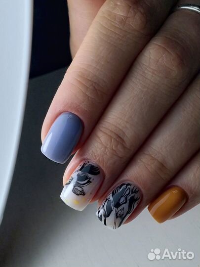Маникюр 