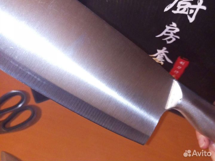 Набор ножей с подставкой