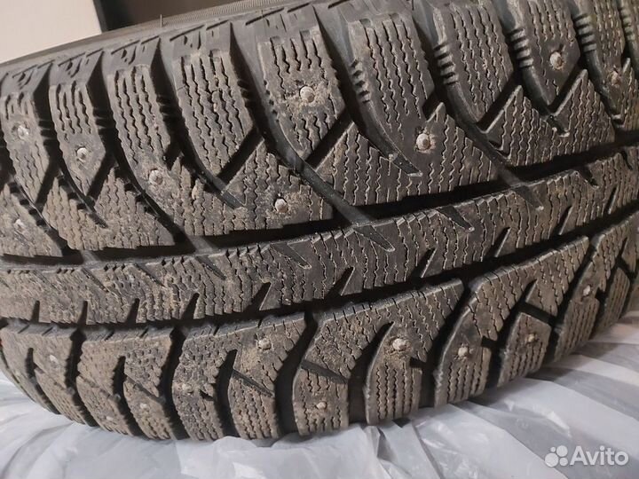 Bridgestone Ice Cruiser 7000 205/55 R16 91T
