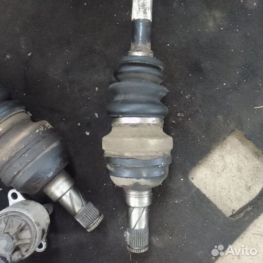 Приводной вал привод Нексия Daewoo Nexia правый