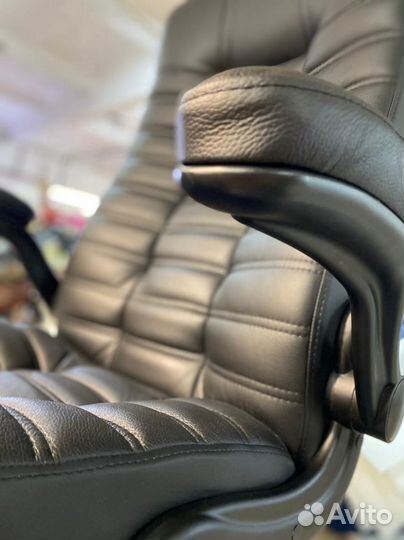 Компьютерное кресло