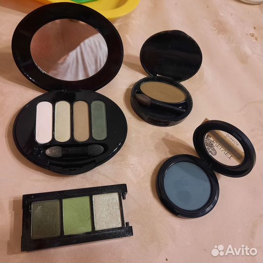 Тени для век