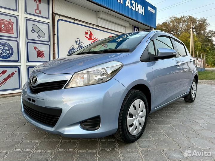 Toyota Vitz 1.0 CVT, 2012, 43 000 км