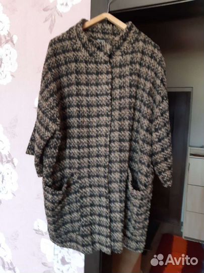 Полупальто шерстяное 54-56 размера