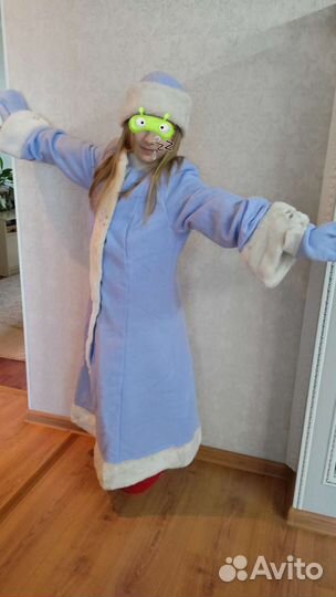 Костюм женский Снегурочки
