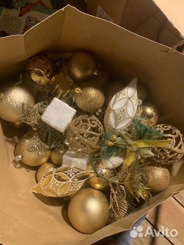 Новогодние игрушки